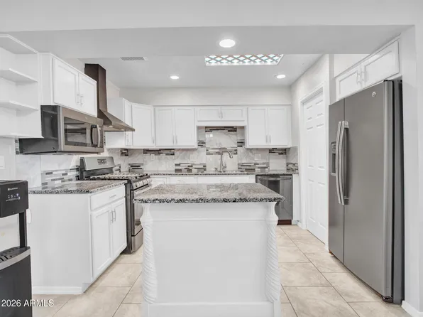 10848 W CONNECTICUT Avenue, Sun City, AZ 85351