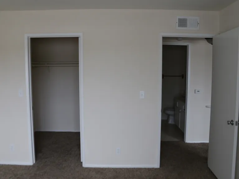 3125 S Canfield Ave #107 — Photo 17