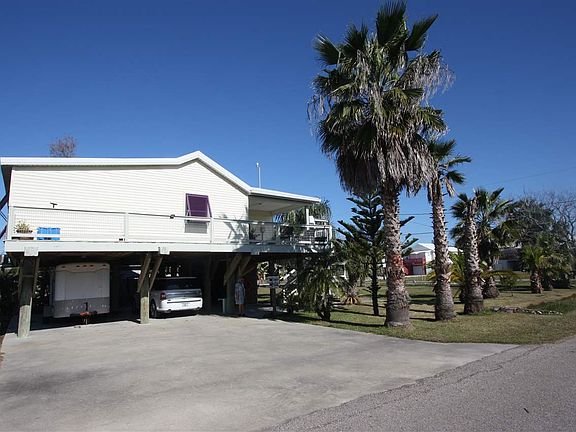 2nd image of 137 Cypress Ln