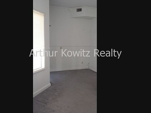 4th image of 1501 Ridgewood Ave Ste 105