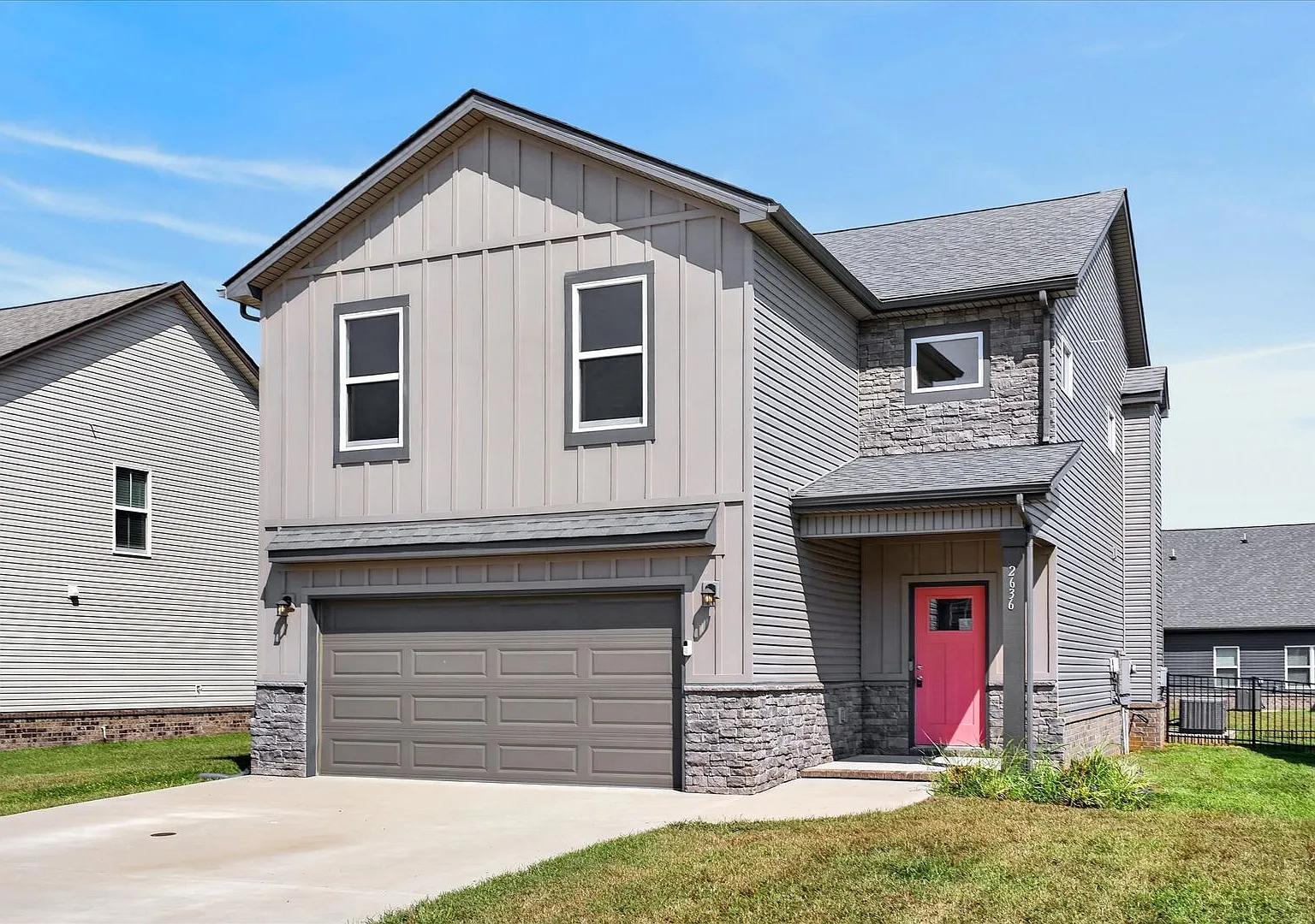 4 Bedroom Dog Friendly Home For Rent Near Post! — Photo 2