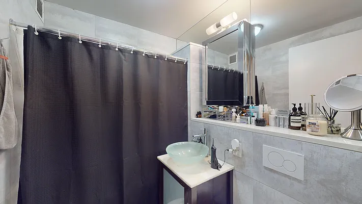 Rented by Bond New York | media 14