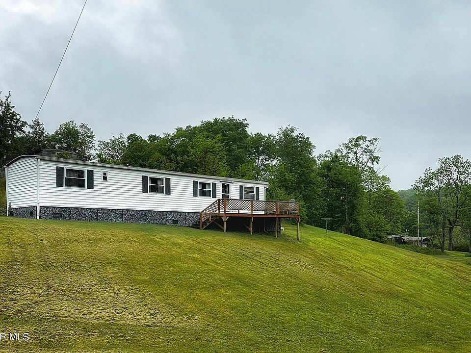 1st image of 40 Earls Ln