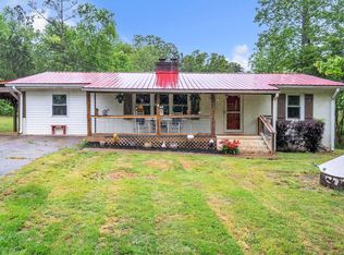 327 Brandy Ln, Pickens, SC 29671