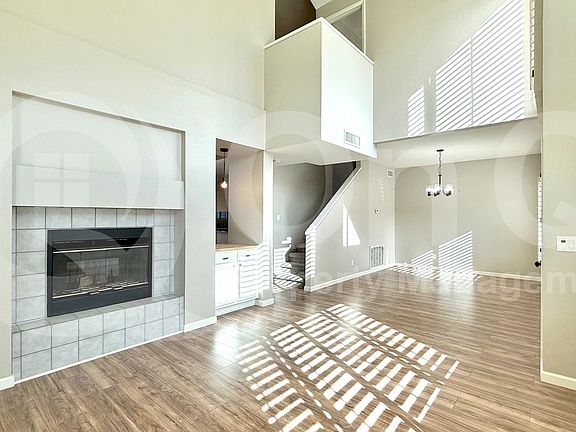 5th image of 4526 E Villa Theresa Dr
