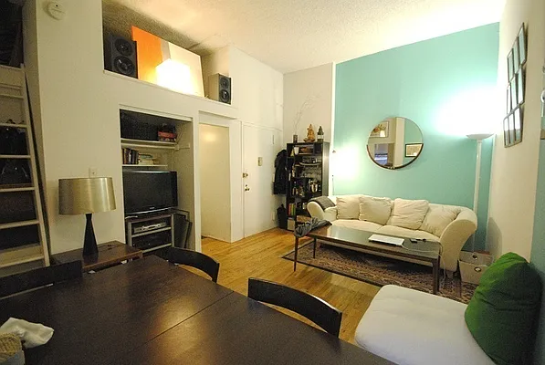 Rented by Bold New York | media 13