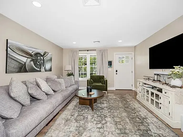 3 Mount Pleasant St — Photo 3