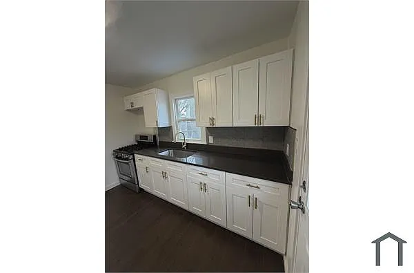 Building Photo - 38 E Brockton Ave