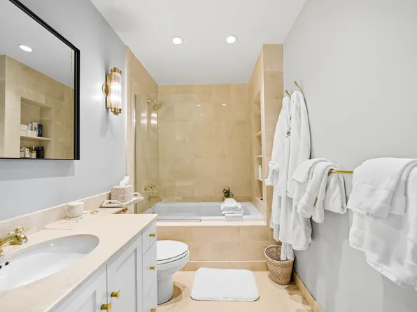 240 Centre Street image 15 of 19