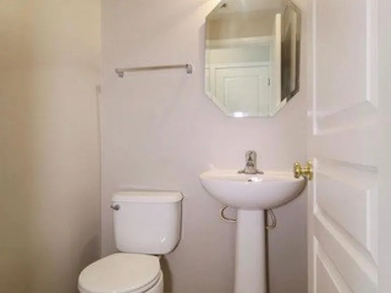 565 Conservatory Ln — Photo 20
