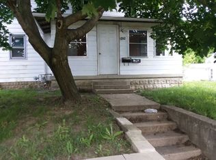 2428 Jackson St, Anderson, IN 46016