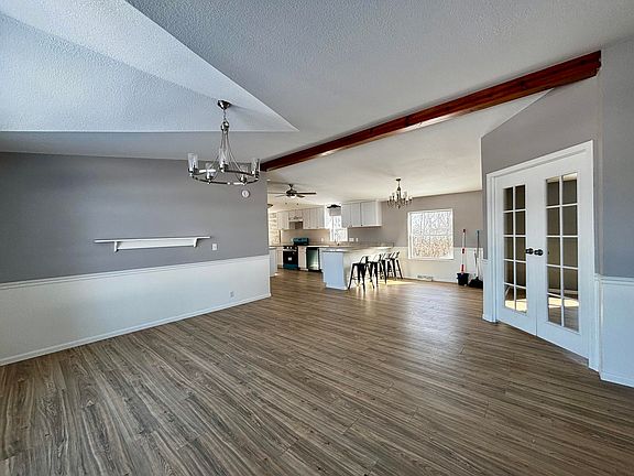 5th image of 2463 Kingsridge Rd