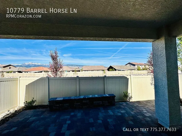 10779 Barrel Horse Ln — Photo 16
