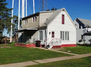 413 N 4th St, Cuba, IL 61427