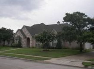 8313 Thornway Ct, North Richland Hills, TX 76182