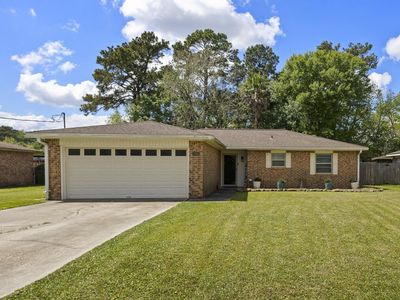 2762 Briggs Dr, Orange, TX, 77630