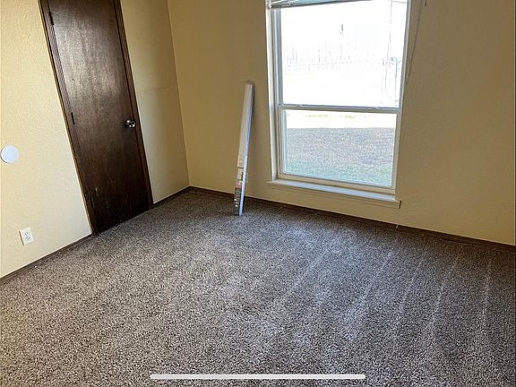 4th image of 8218 N 117th East Ave