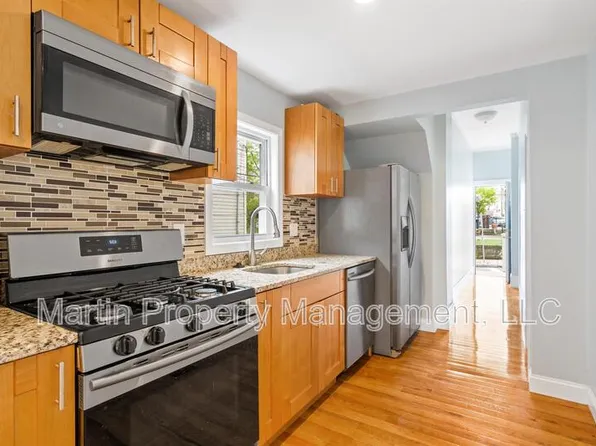 79 Derby St, Somerville, MA 02145