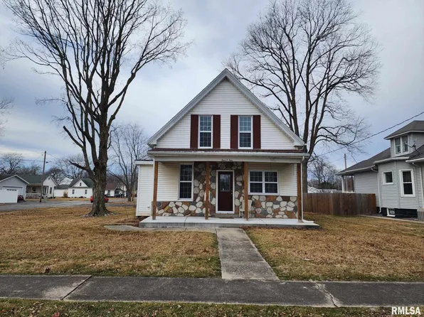 304 Johnson St, Carlinville, IL 62626