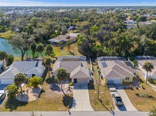 141 Kings Dr, Rotonda West, FL 33947