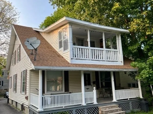 6 Root St, New Hartford, NY 13413