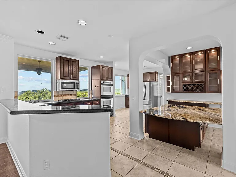 5724 Brittlyns Ct — Photo 11