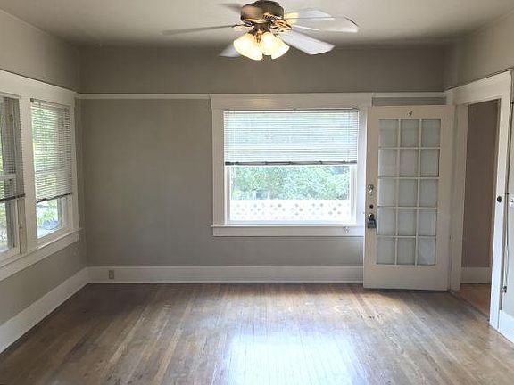 2nd image of 651 E Cambridge Ave #4