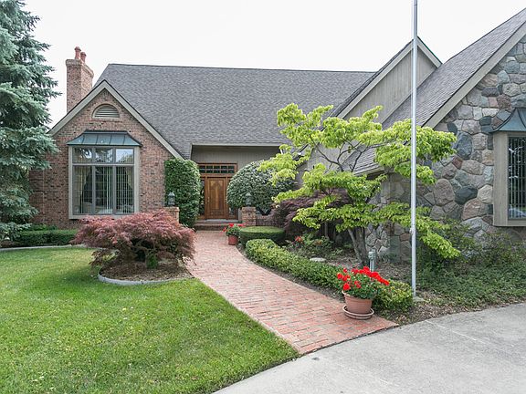 2nd image of 13959 Covington Dr