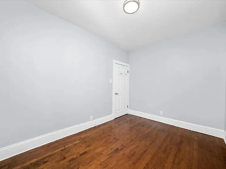 2411 S 56th Ct #1 — Photo 10