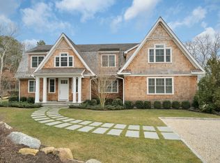 3 Rose Way, Water Mill, NY 11976