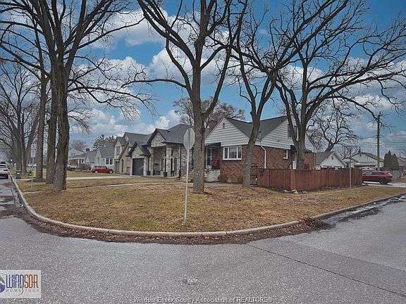 4th image of 2496 Byng Rd