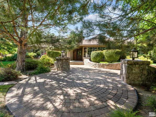 235 Juniper Hill Rd, Reno, NV 89519
