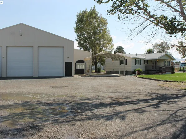 2798 17th St, Baker City, OR 97814