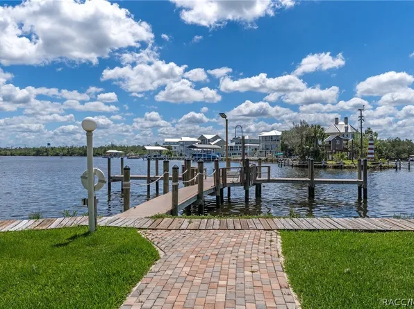 5215 S Swiftwater Way APT 3, Homosassa, FL 34448