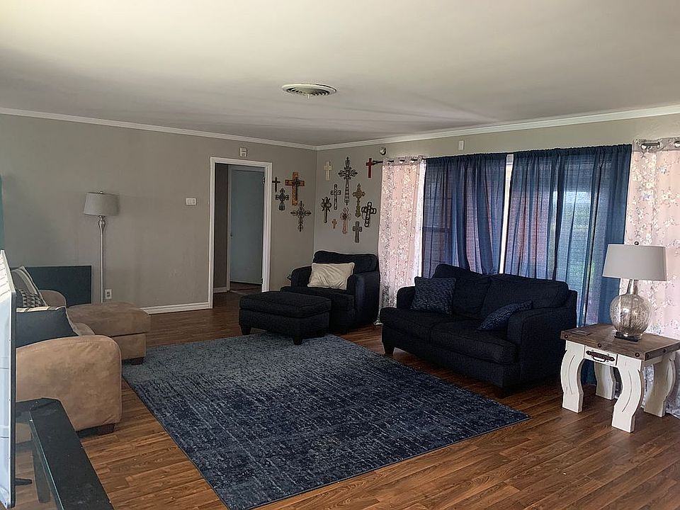 1st image of 704 NW 36th St