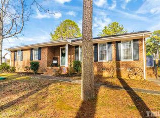 8109 Brently Dr, Apex, NC 27539