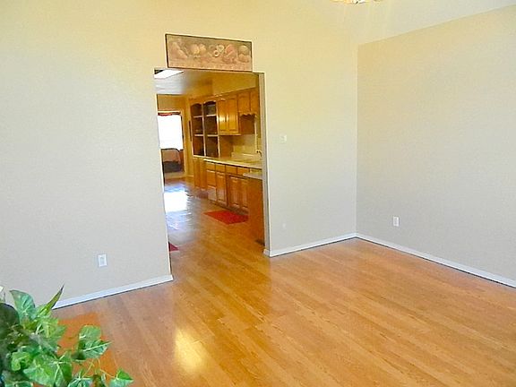 3rd image of 3110 Barcelona Dr