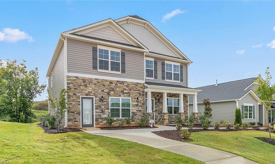 1st image of 3112 Middle Creek Ln