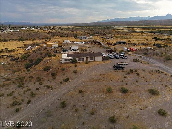 2nd image of 1060 E Isola Dr