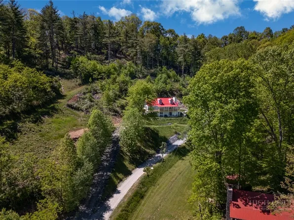 283 Deer Ridge Road, Crumpler, NC 28617