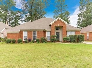563 Ridge Park Dr, Montgomery, AL 36117