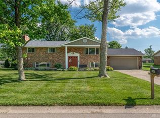 3643 Knollwood Dr, Dayton, OH 45432