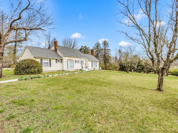 522 E College St, Pulaski, TN 38478