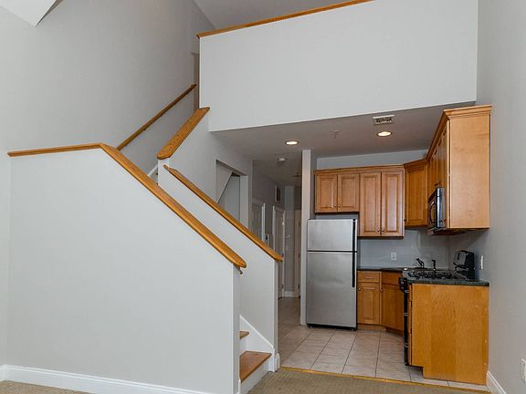 5th image of 50-52-54 Garden St #52-3