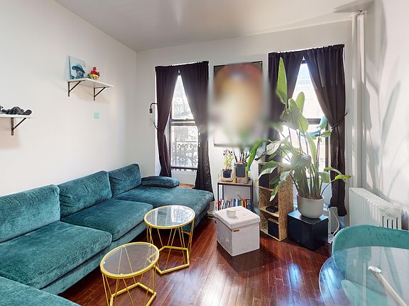 2nd image of 334 E 82nd St APT 3FE