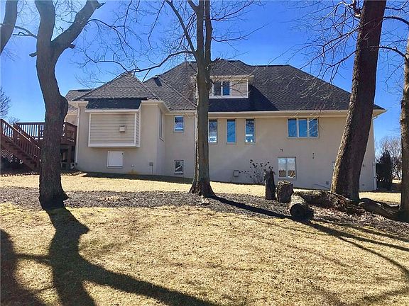 2nd image of 1750 W Cincinnati Dr