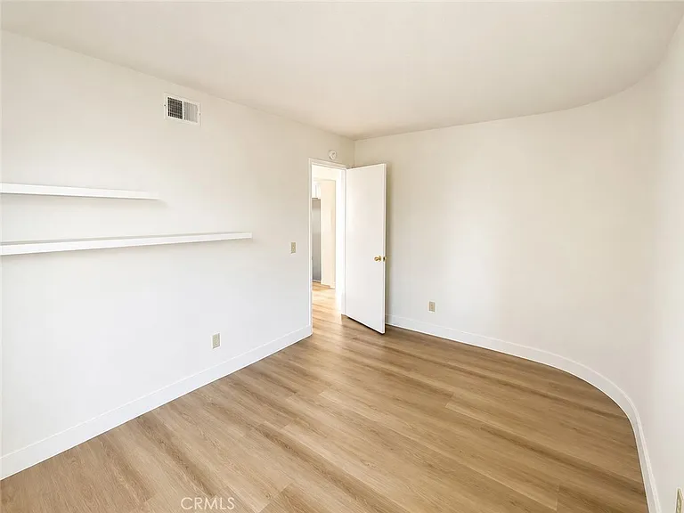 15583 Oak Springs Rd — Photo 20