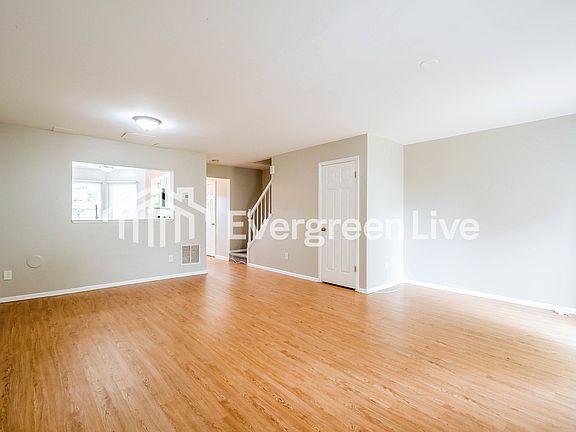 2nd image of 50 Nakota Ct