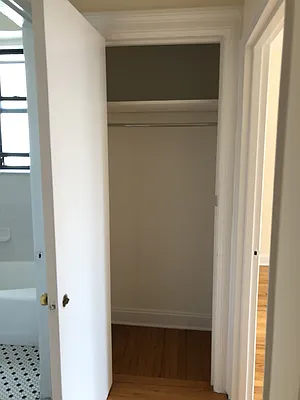 Rented by Roger Benayoun, LREB | media 10