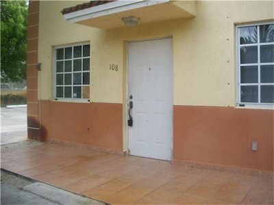 6763 NW 182nd St APT 108, Hialeah, FL, 33015